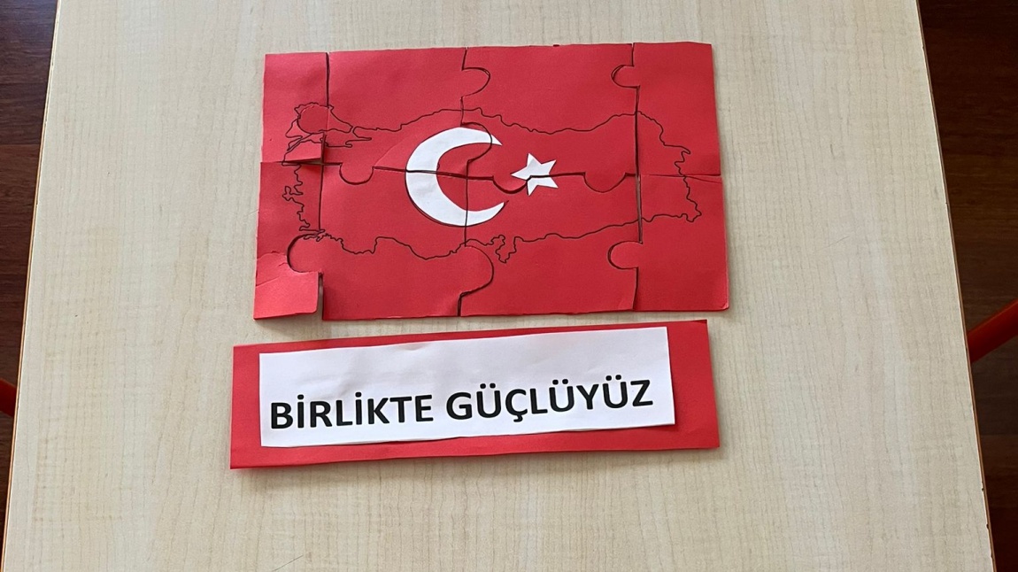 Okulumuzda 15 Temmuz Milli Birlik ve Demokrasi Günü  İle ilgili Etkinlikler Yapıldı.